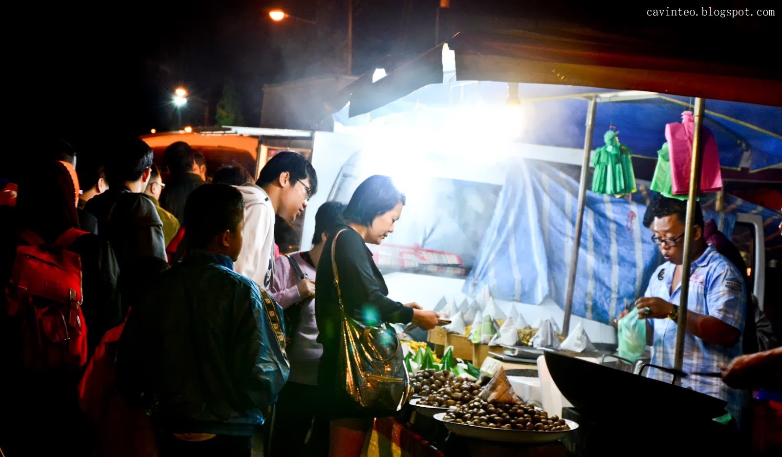 Entree Kibbles Cameron Highlands Pasar  Malam  Night 